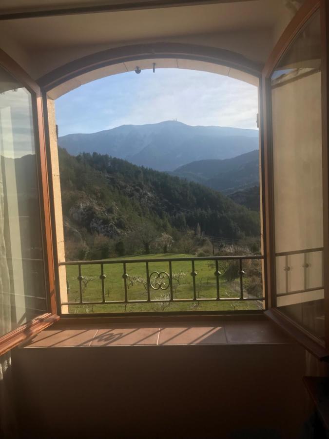 Les Chambres D'Hotes Du Mas Face Au Ventoux Plaisians Exterior foto